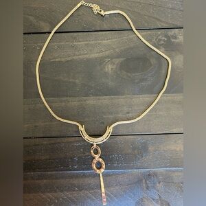 Elegant Gold Necklace with Pendant and Dangle Earings